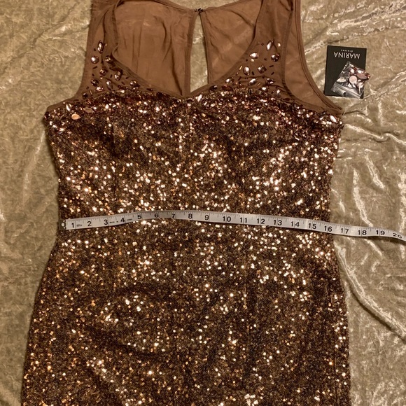 NWT - Glamorous sequined cocktail dress. 🍸 - Picture 8 of 10